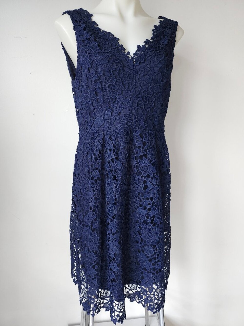 ASTR the Label Navy Blue Sleeveless V-Neck Lace Floral Fit & Flare Midi Dress XL